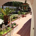 Mediterraneo فندق مبيت وإفطار أناكابْري