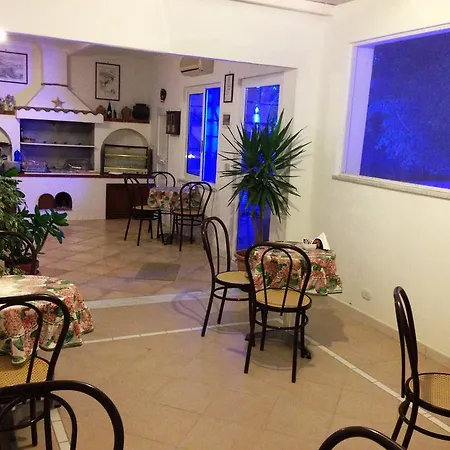 Mediterraneo 3*