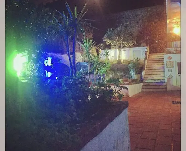 住宿加早餐酒店 Mediterraneo 阿纳卡普里