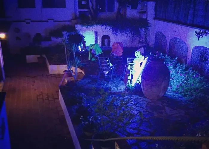 住宿加早餐酒店 Mediterraneo